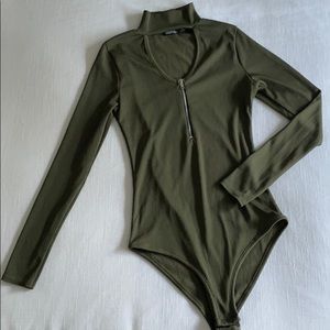 LIKE NEW Boohoo bodysuit ✨